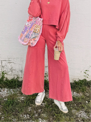 maybe it's mauve pants