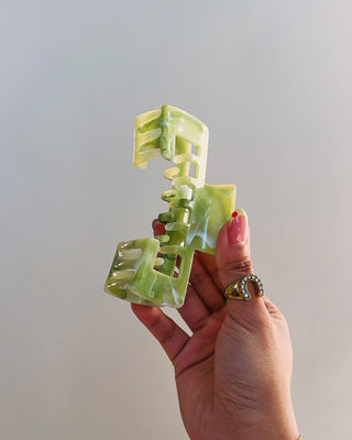 ETTA OG | trucker hat hair clip - green