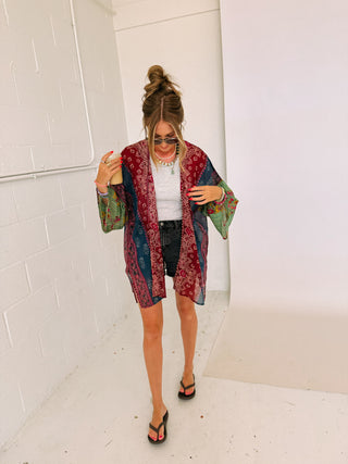 kiss of venus kimono