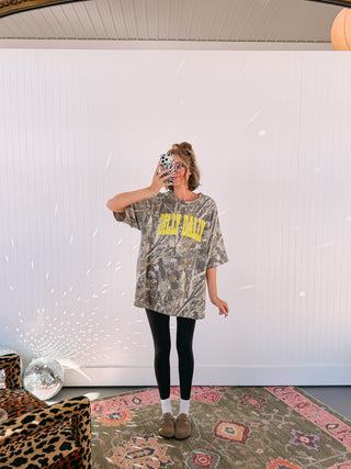 ETTA OG | dilly dally camo tee