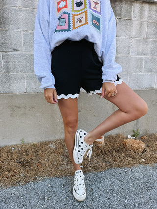 ric rac black shorts