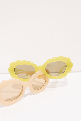 scalloped sunglasses - peach