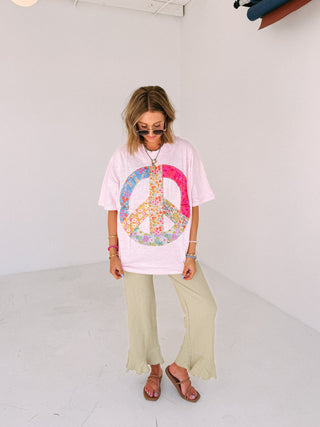 peace of mind graphic tee - pink