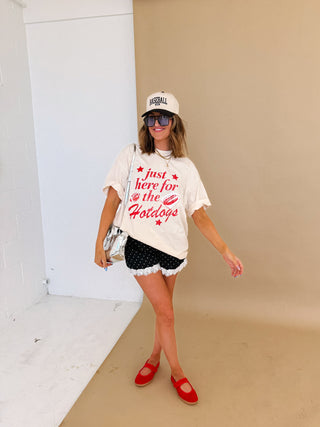 ETTA OG | here for the hotdogs graphic tee