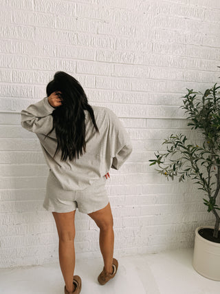 gimme more stripe shorts - grey.