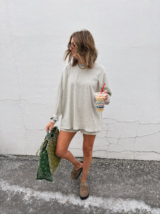 gimme more stripe top - grey