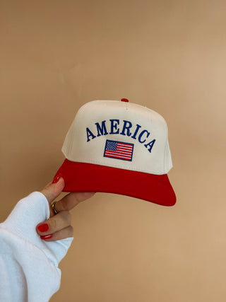 ETTA OG | classic america trucker hat - red