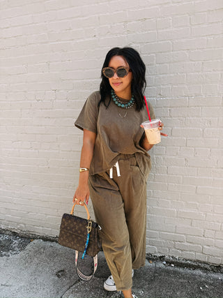party of two piece set - brown