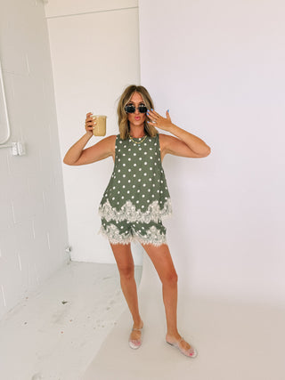 playful polka dot shorts - olive