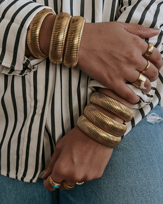 beljoy | baia thick coil bangle bracelet - gold