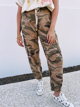 desert camo cargo pants