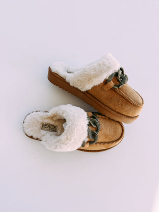 buckle slipper