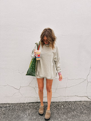 gimme more stripe top - grey