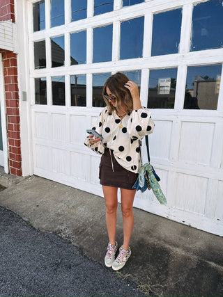 polka dot balloon sleeve top