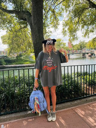 ETTA OG | the world needs your magic graphic tee
