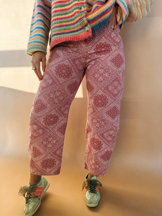 bandana barrel jeans