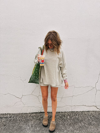 gimme more stripe top - grey