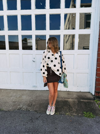 polka dot balloon sleeve top