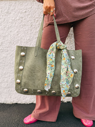 the rivet road tote bag