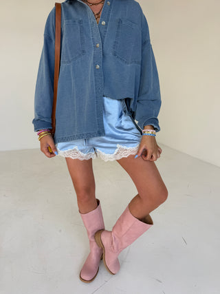 easy on me lace shorts - blue
