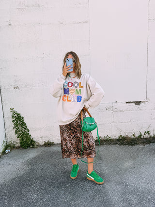 ETTA OG | FALL: cool mom club sweatshirt