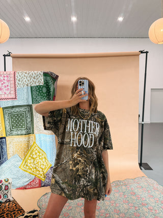 CAMO EDITION | motherhood graphic tee - white