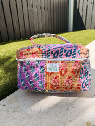 ETTA OG | quilted makeup bag - peachy