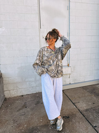 ETTA OG | oversized camo sweatshirt