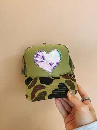 HANDMADE | heart trucker hat #1