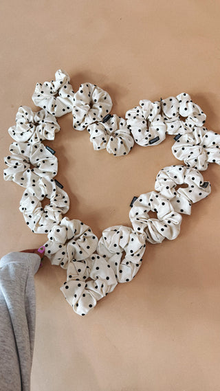 polka dot satin hair tie