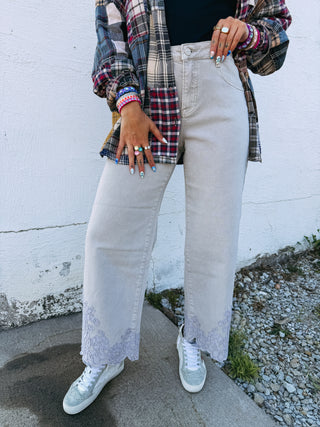 RISEN | rollin' stone lace jeans