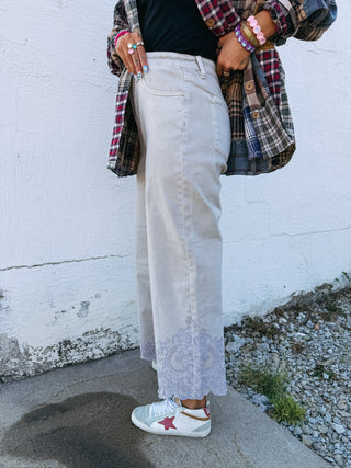 RISEN | rollin' stone lace jeans
