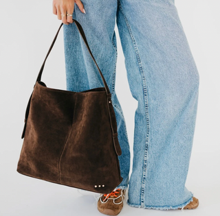 PRETTY SIMPLE | evie hobo bag - chocolate